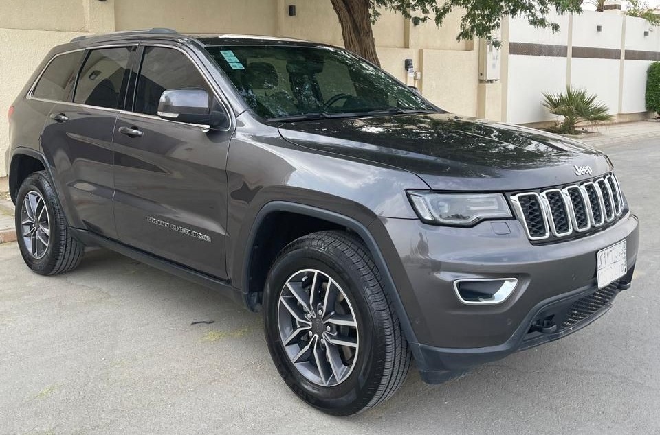 Jeep Grand Cherokee Laredo 2019 – Excellent Condition | Agency Maintained